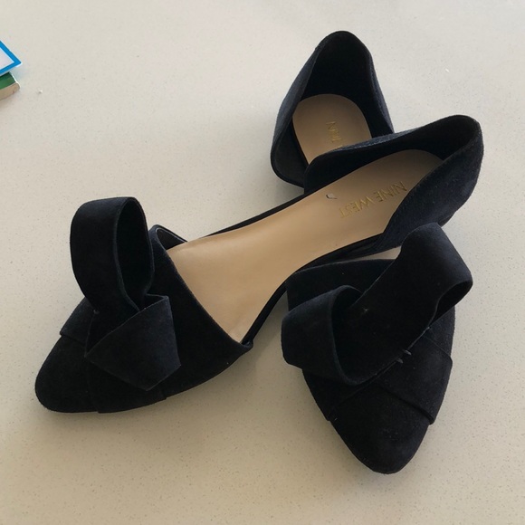 Nine West Shoes - Nine West black flats
